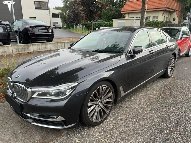 BMW 750 i xDrive *TOP Ausstattung*