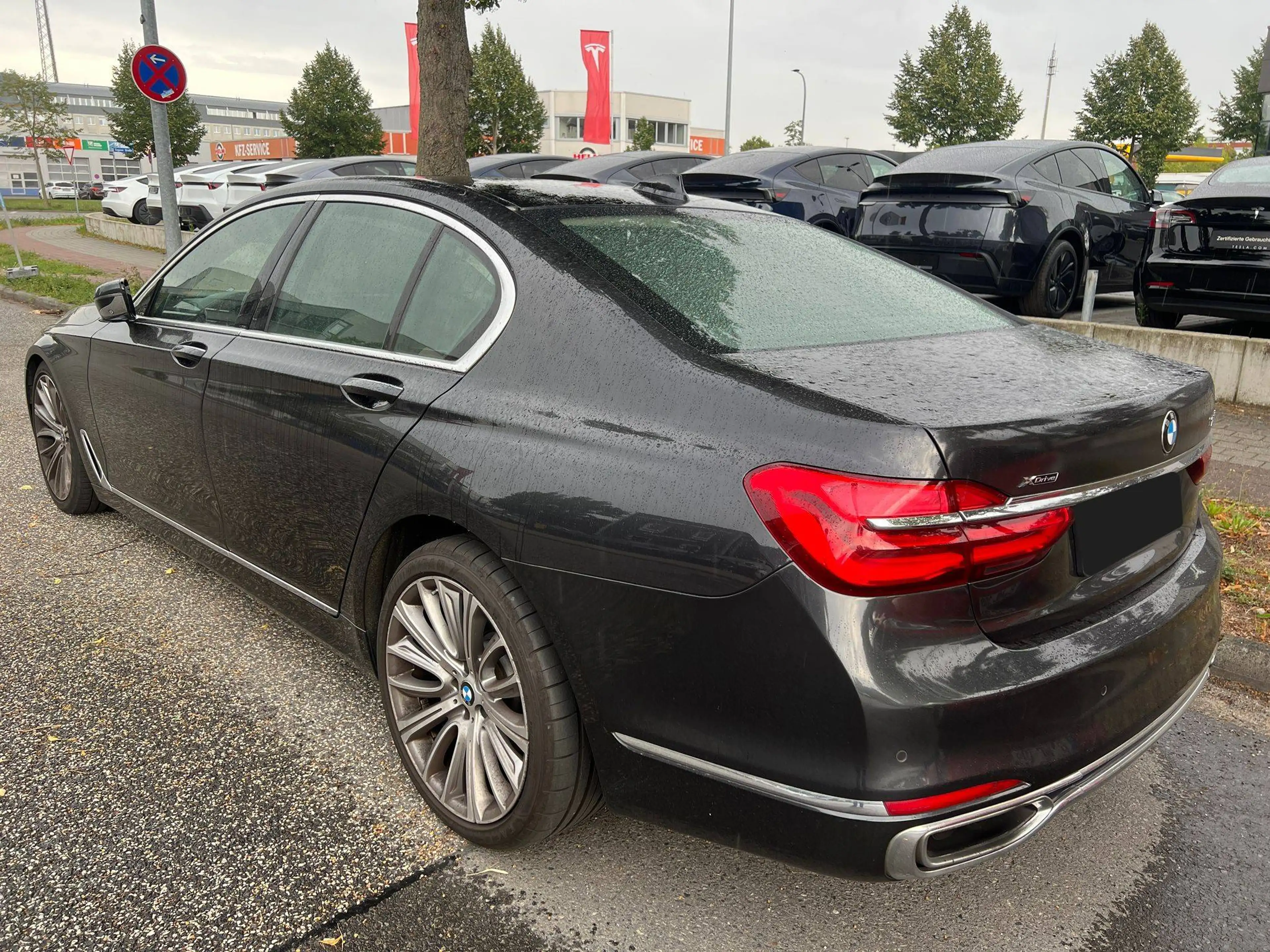 BMW 750 i xDrive *TOP Ausstattung* — photo 2