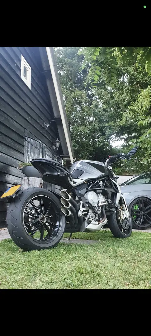 MV Agusta Dragster 800 brutale Grey - 1