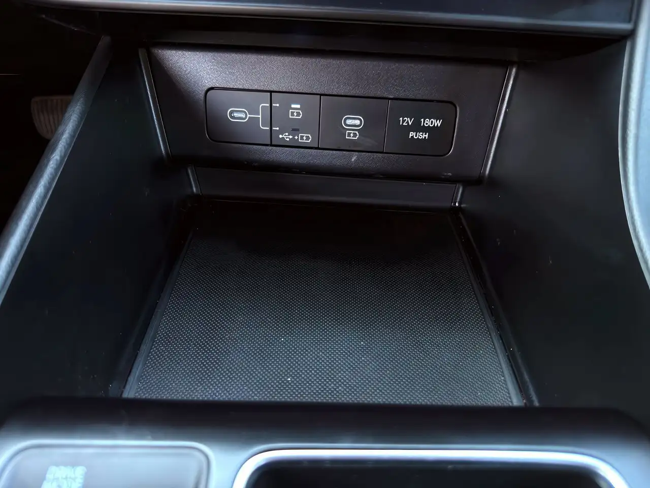Hyundai SONATA снимка Hyundai SONATA