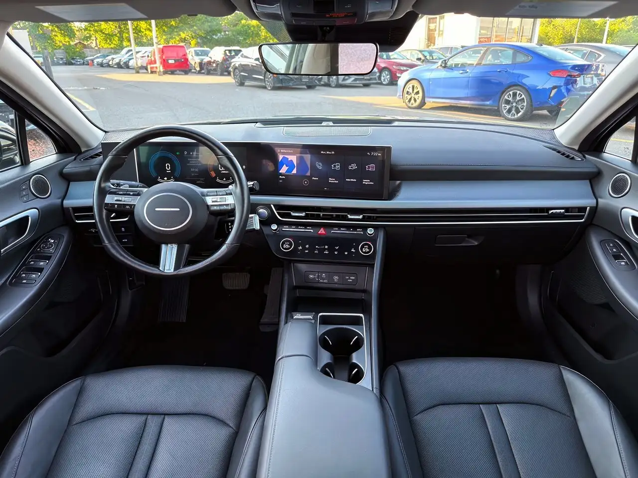 Hyundai SONATA снимка Hyundai SONATA