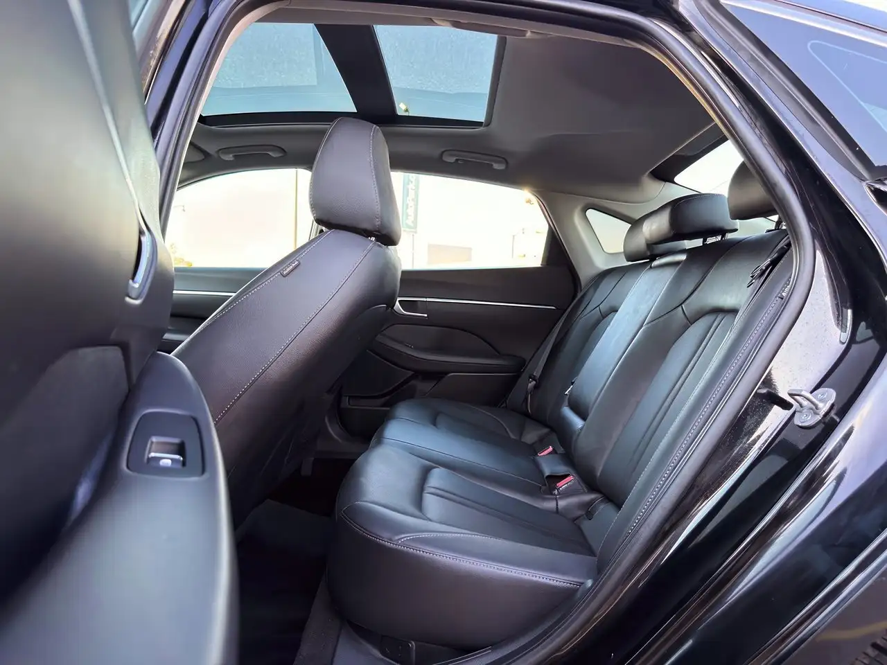 Hyundai SONATA снимка Hyundai SONATA