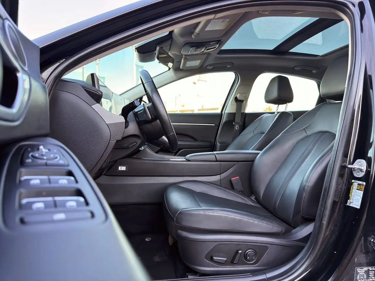 Hyundai SONATA снимка Hyundai SONATA