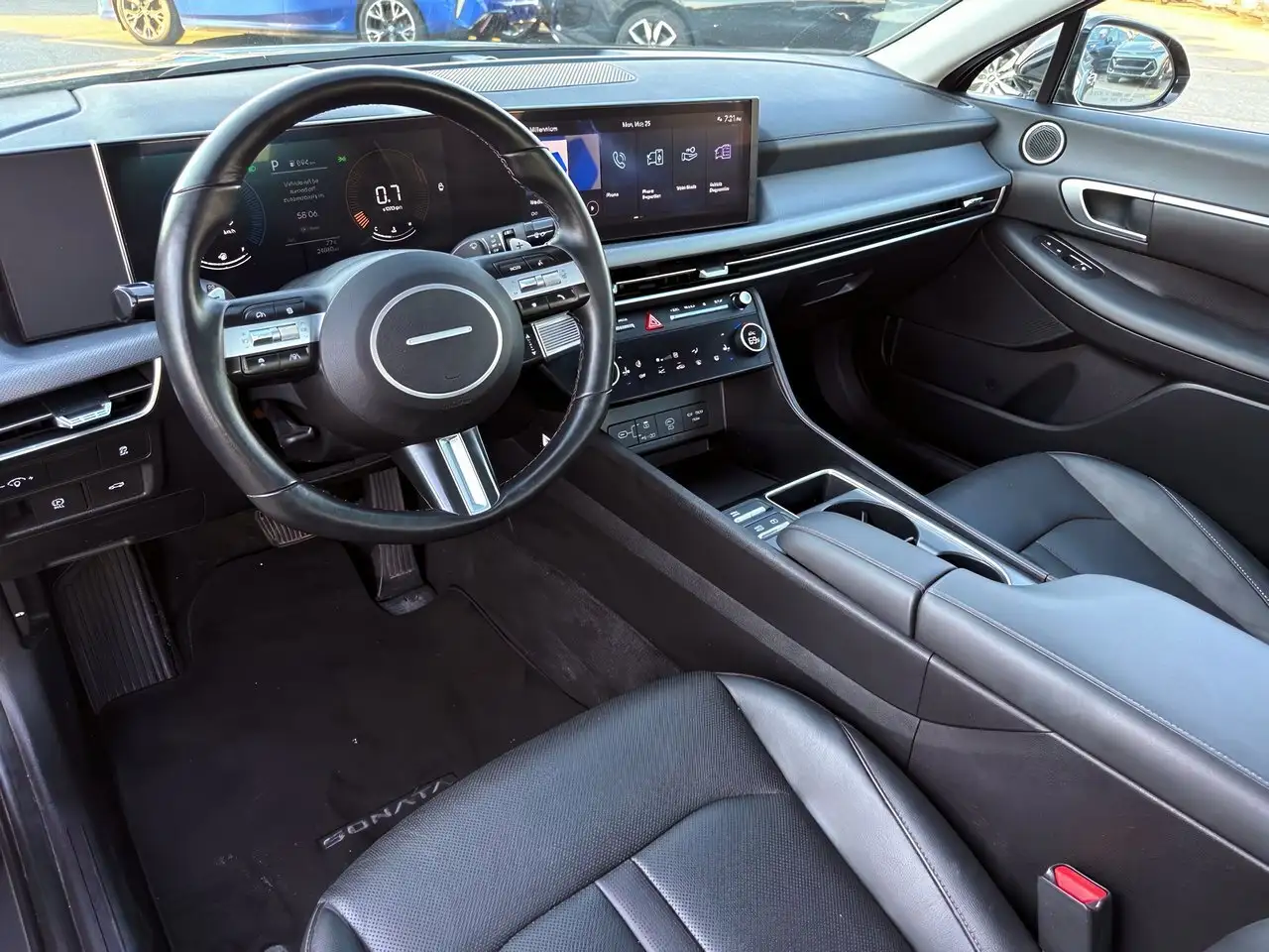 Hyundai SONATA снимка Hyundai SONATA