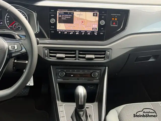 Volkswagen Polo view 22