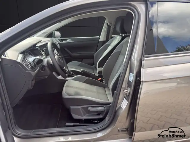Volkswagen Polo view 17