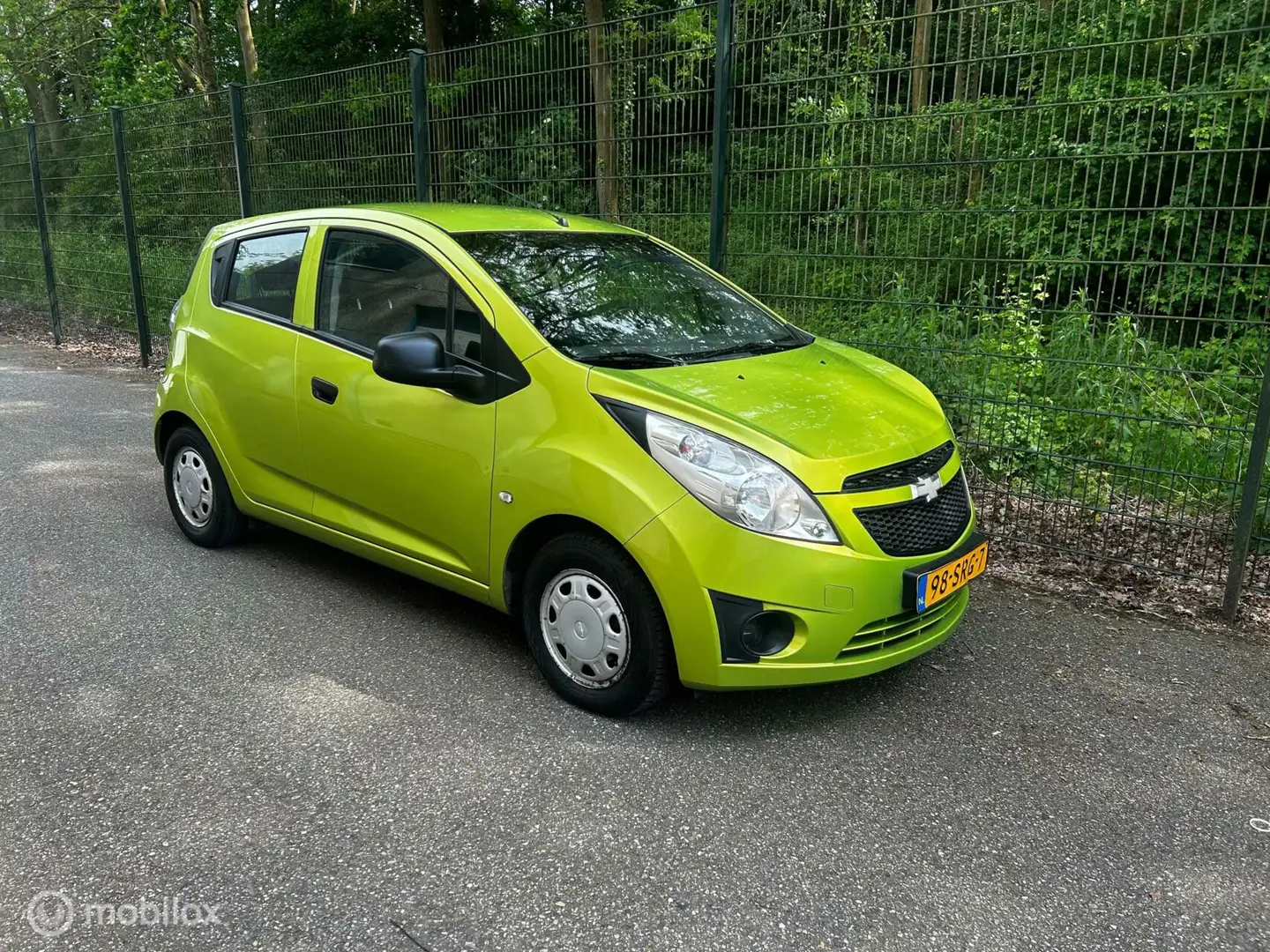 Chevrolet Spark 1.0 16V LS+ Bi-Fuel Groen - 1