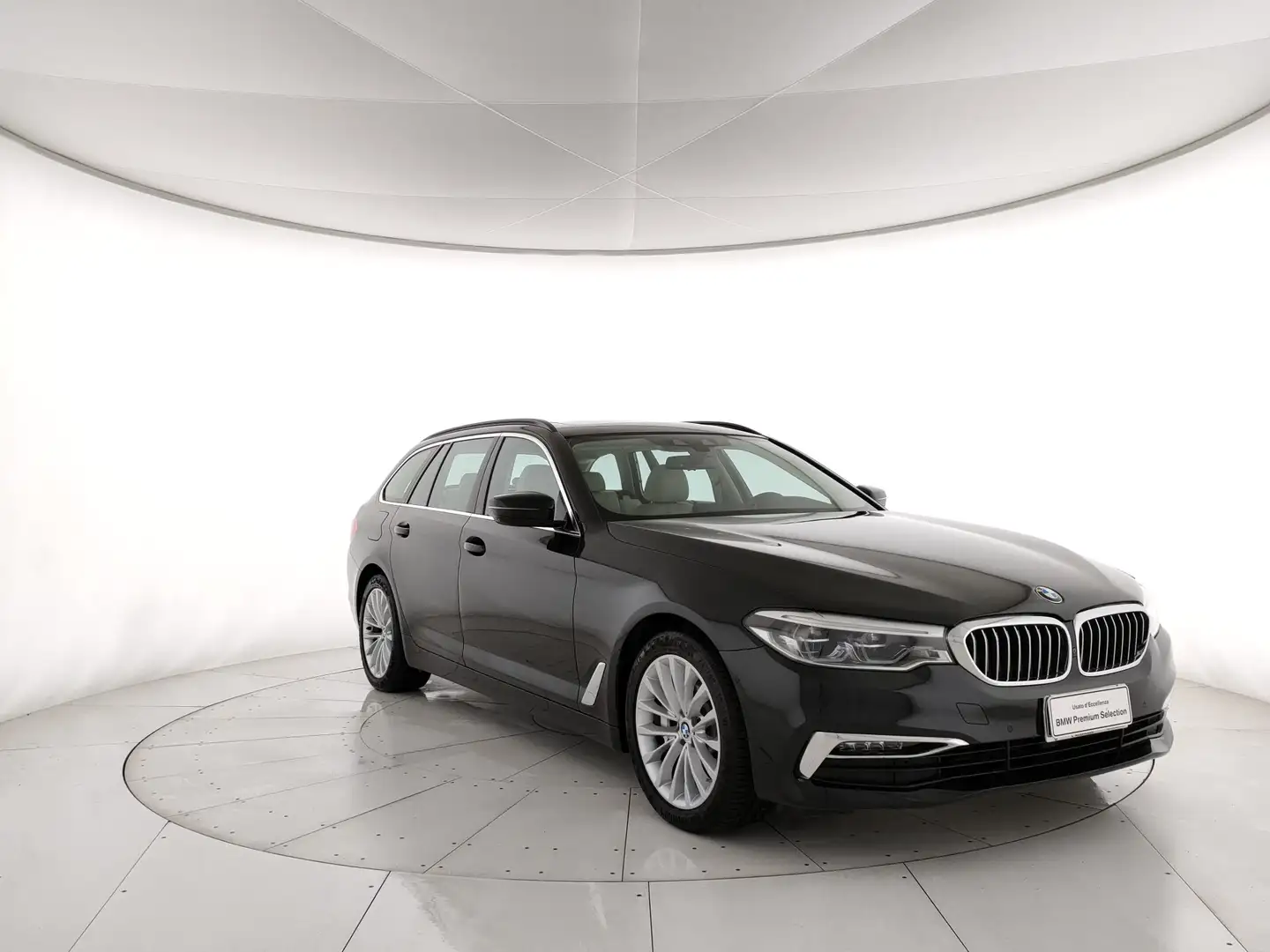BMW 530 530d Touring xdrive Luxury 265cv auto - 1