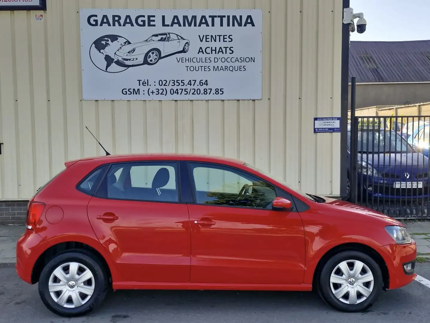 Volkswagen Polo 1.2i Trendline - 1