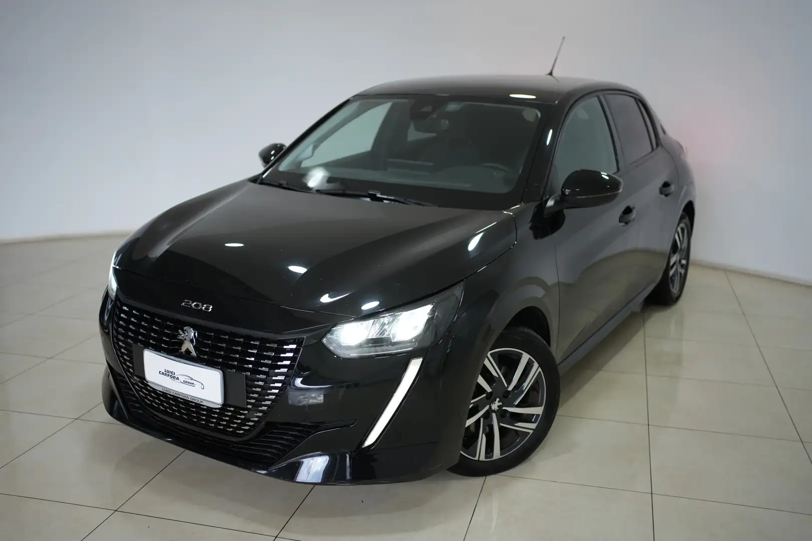 Peugeot 208 PureTech 100 Stop&Start 5 porte Allure Pack Schwarz - 1