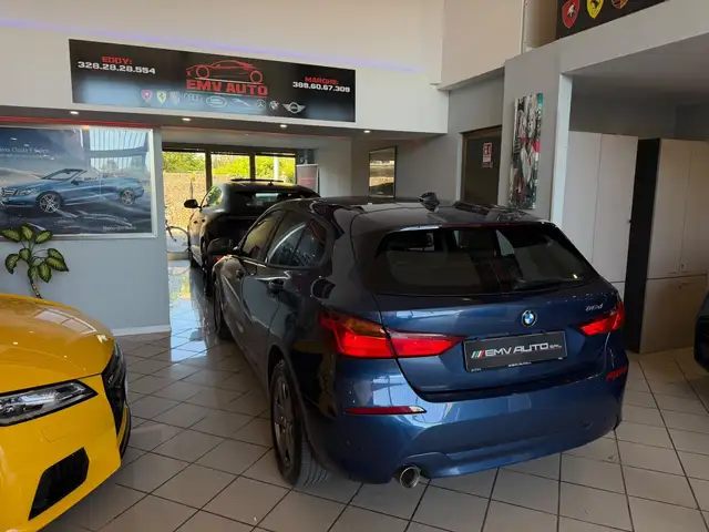 BMW 1 Series view 12