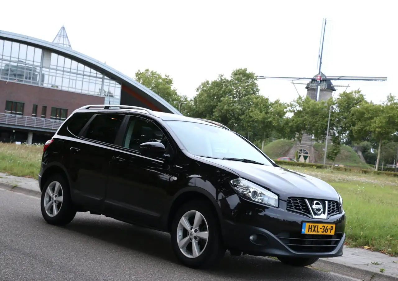 Nissan Qashqai+2