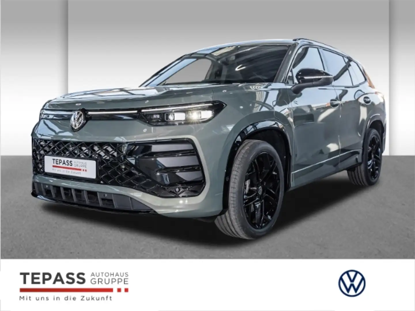 Volkswagen Tayron 1.5 TSI eHybrid R-LINE NAVI BLACK STYLE Zöld - 1