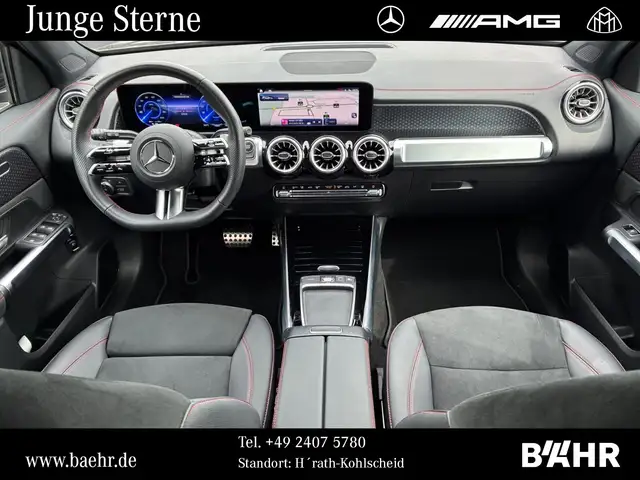 Mercedes-Benz 300 view 4