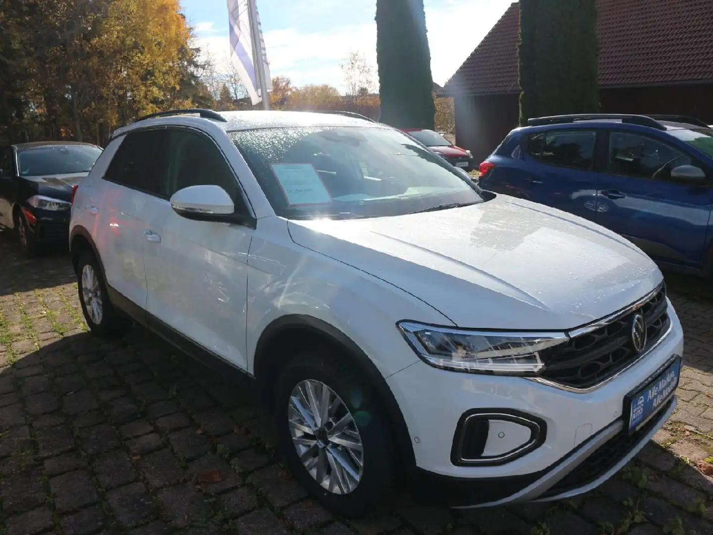 Volkswagen T-Roc Life Weiß - 2