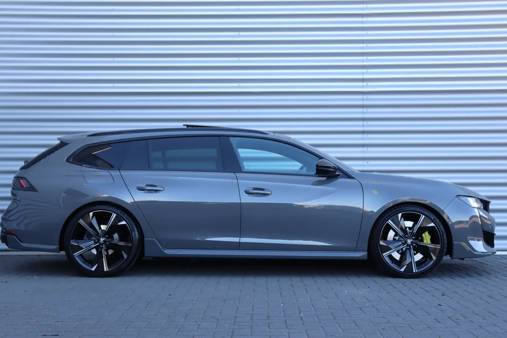 Peugeot 508 SW PSE 1.6 HYBRID 360PK SPORT ENGINEERED AUTOMAAT Grijs - 2