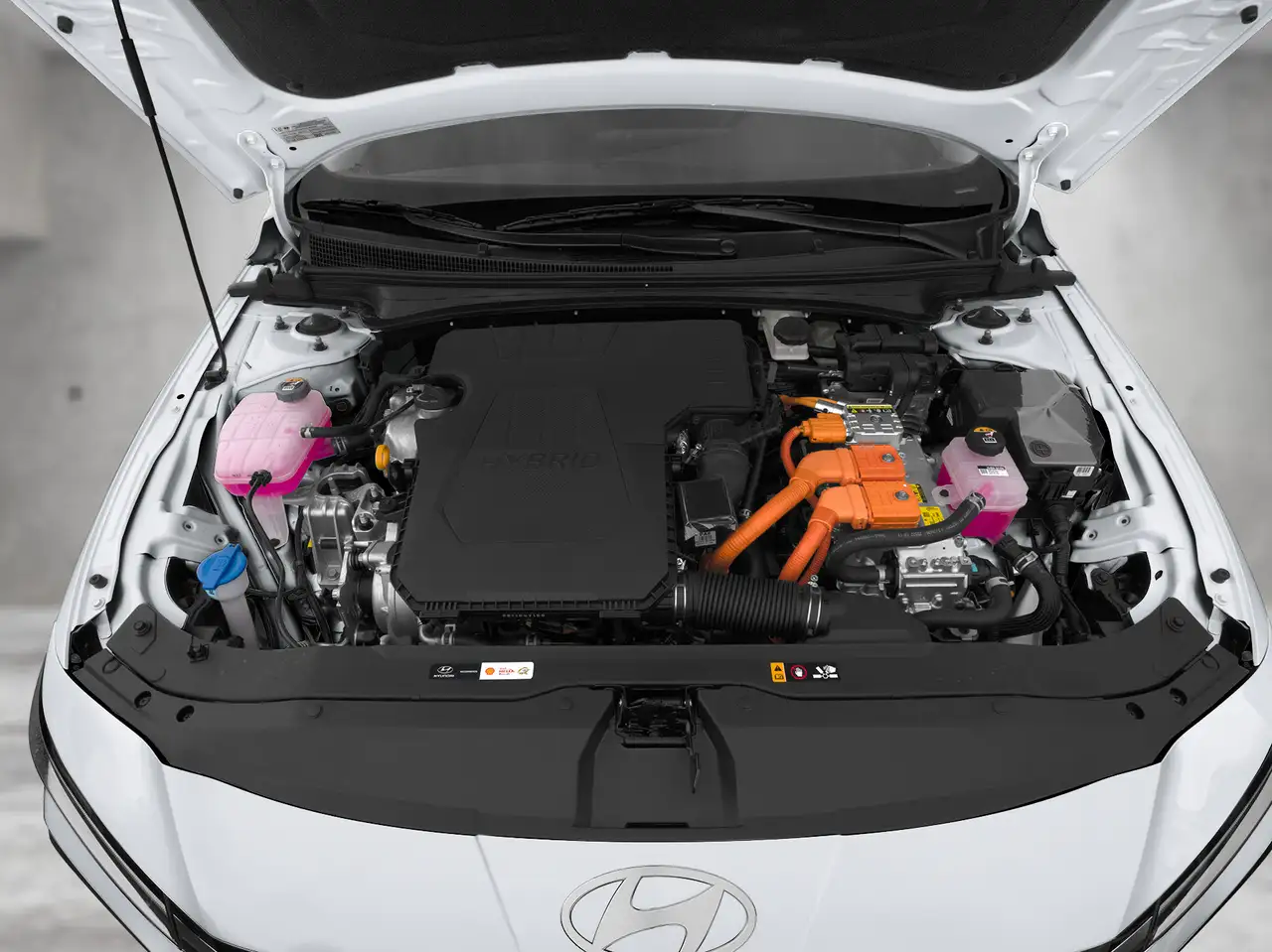 Hyundai ELANTRA снимка Hyundai ELANTRA