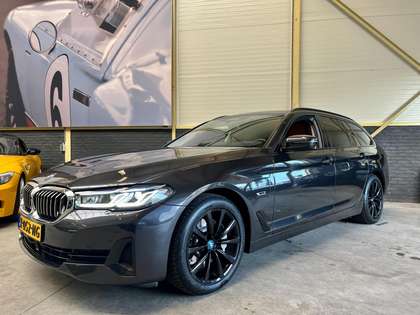 BMW 530 530e xDrive Touring|Luxury| Comfortstoelen|BMW Pre