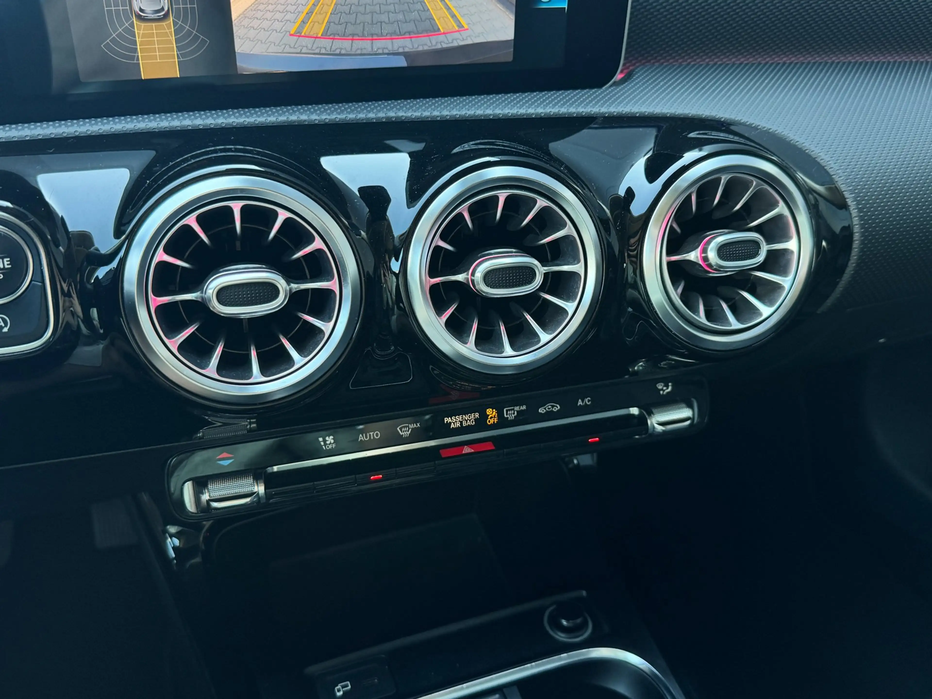 Mercedes-Benz A 200 | Widescreen | Carplay | Sfeerverlichting | AMG ve — photo 13