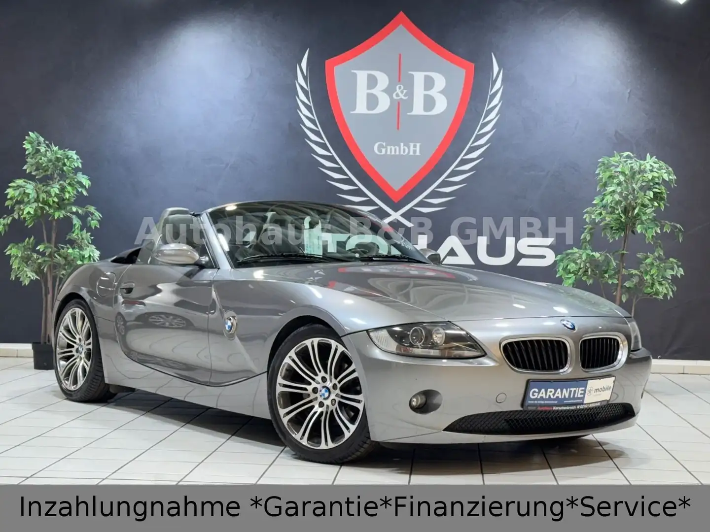 BMW Z4 Roadster 2.2i*Leder*Navi*SHZ*19Zoll* Gris - 1