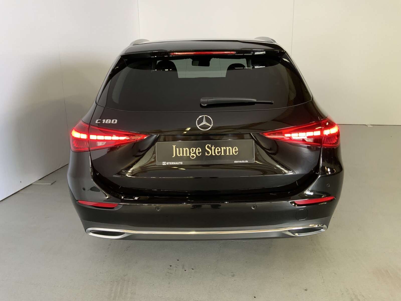 Mercedes-Benz C 180