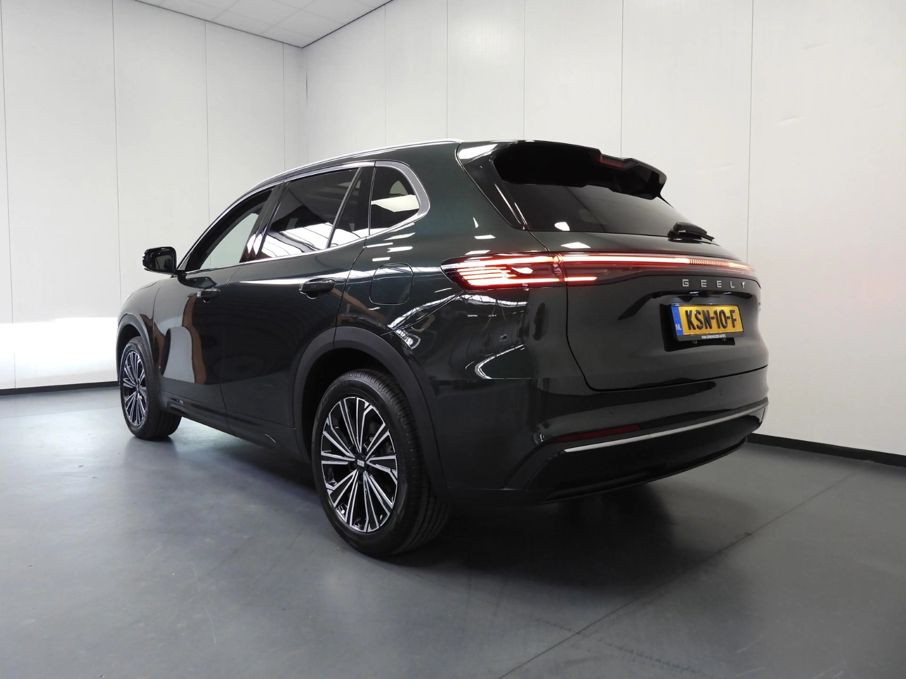 Geely Starray EM-i 1.5 Max+ PHEV 138KM ELEKTRISCH BEREIK/LEER/SCHUIFD — photo 3