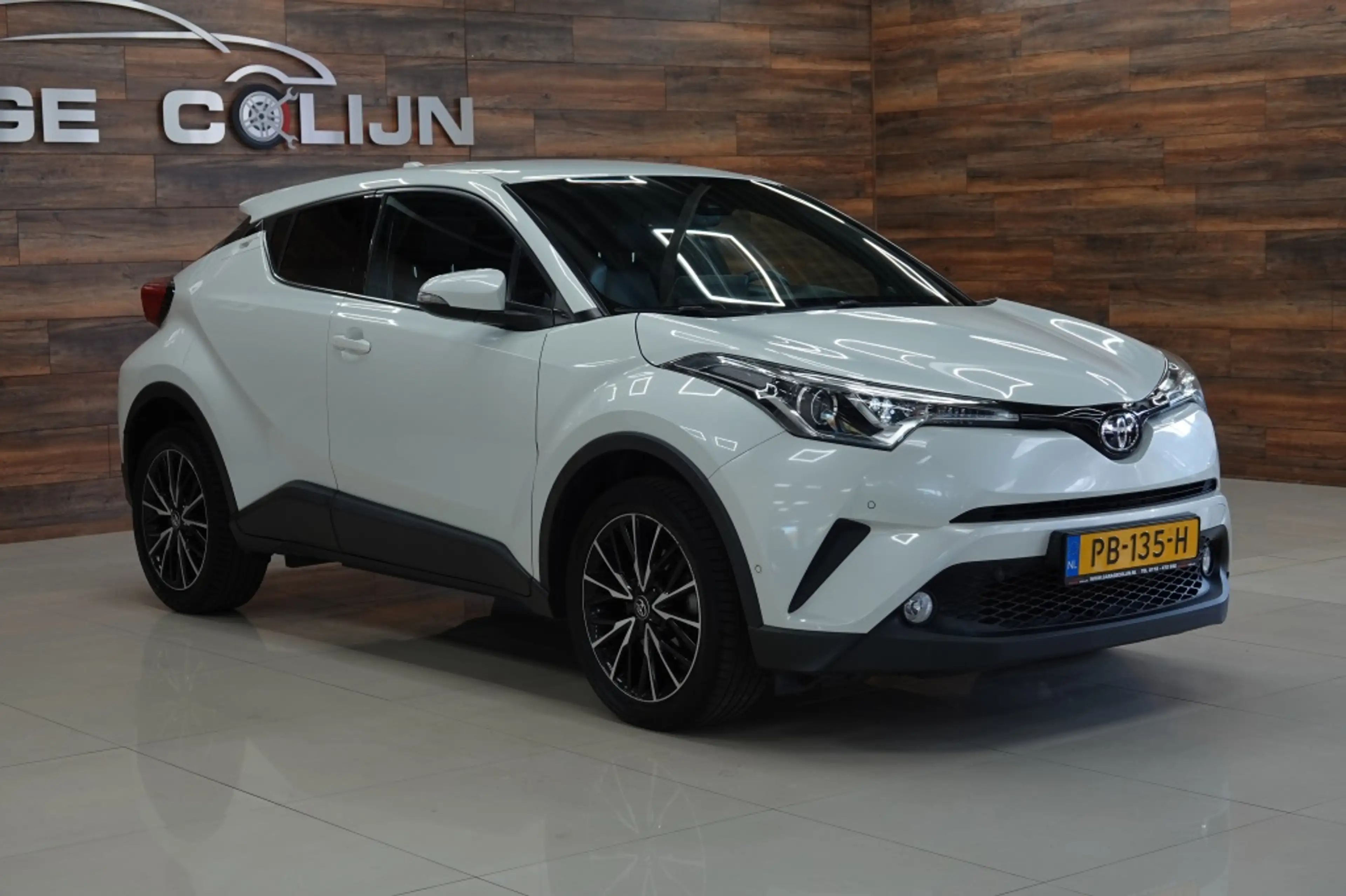 Toyota C-HR 1.2 Executive | CRUISE | CAMERA | STOELVERW. | — photo 4