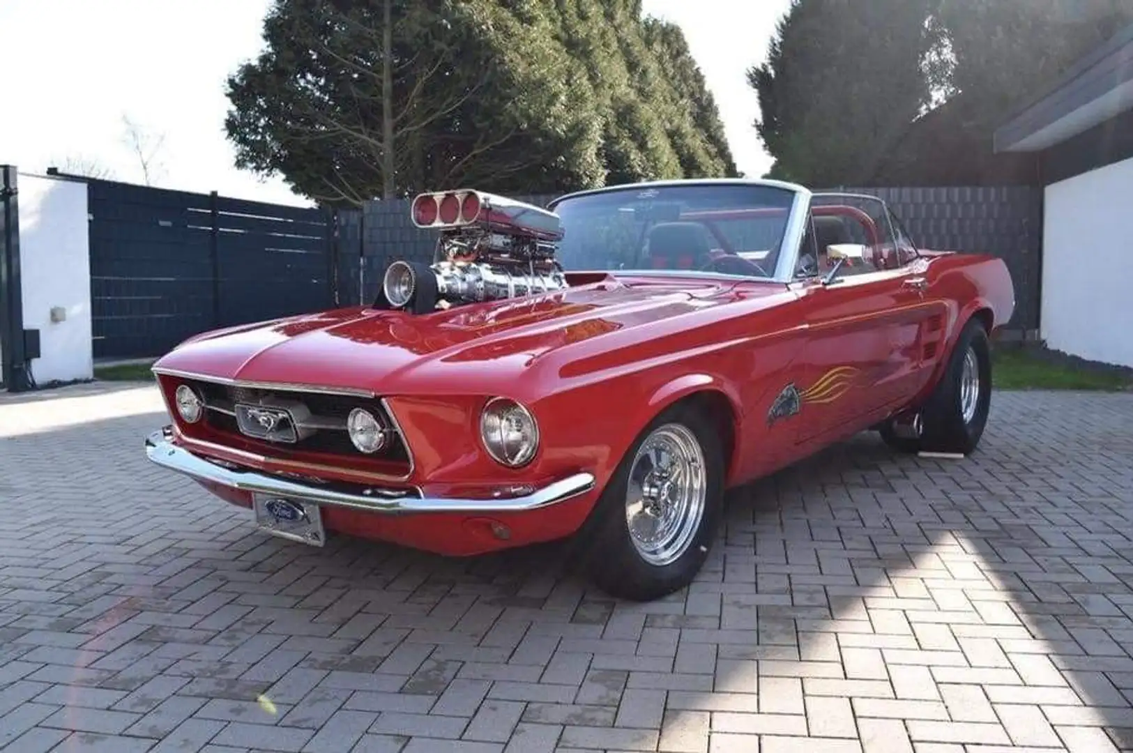 Ford Mustang Convertible Dragster Rot - 1