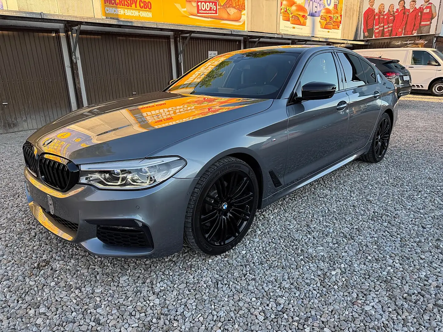BMW Sonstige 5er-Reihe 5er - 520 d xDrive M Sport (EURO 6d-T... Silber - 1
