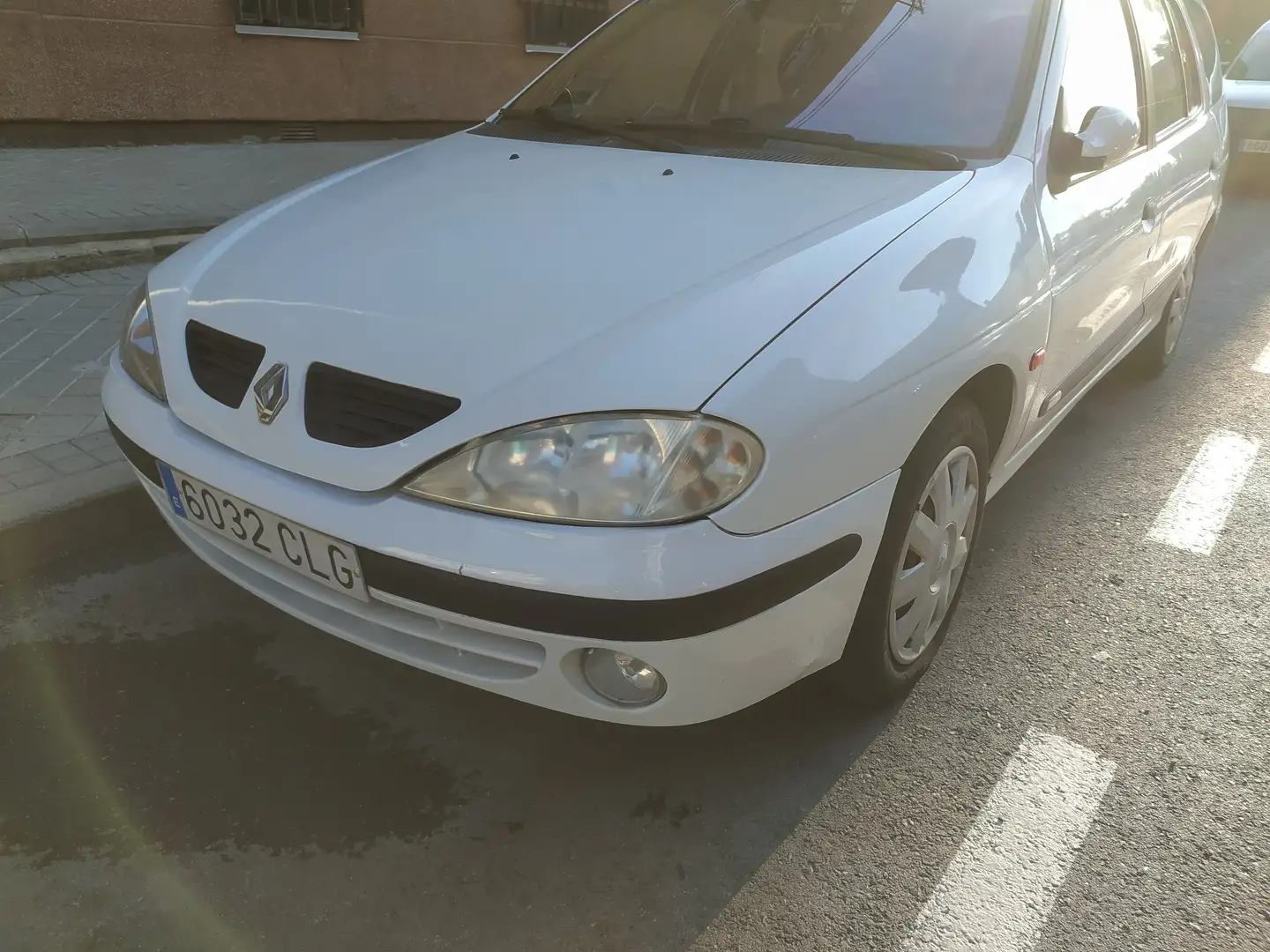 Renault Megane Mégane Break 1.9DCI Authentique Authentique Blanco - 2
