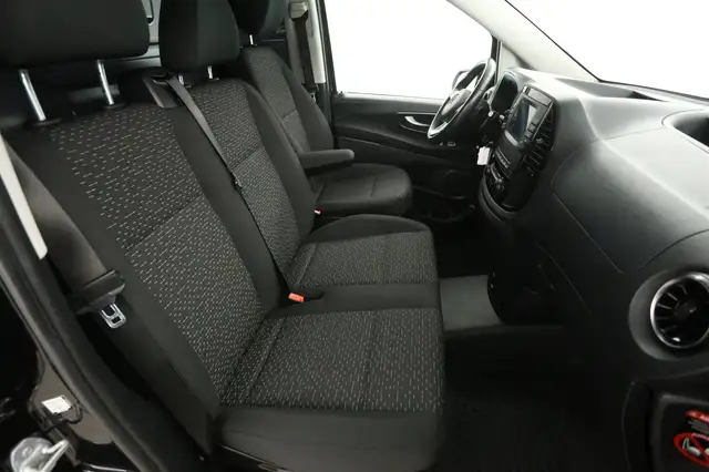 Mercedes-Benz Vito view 10