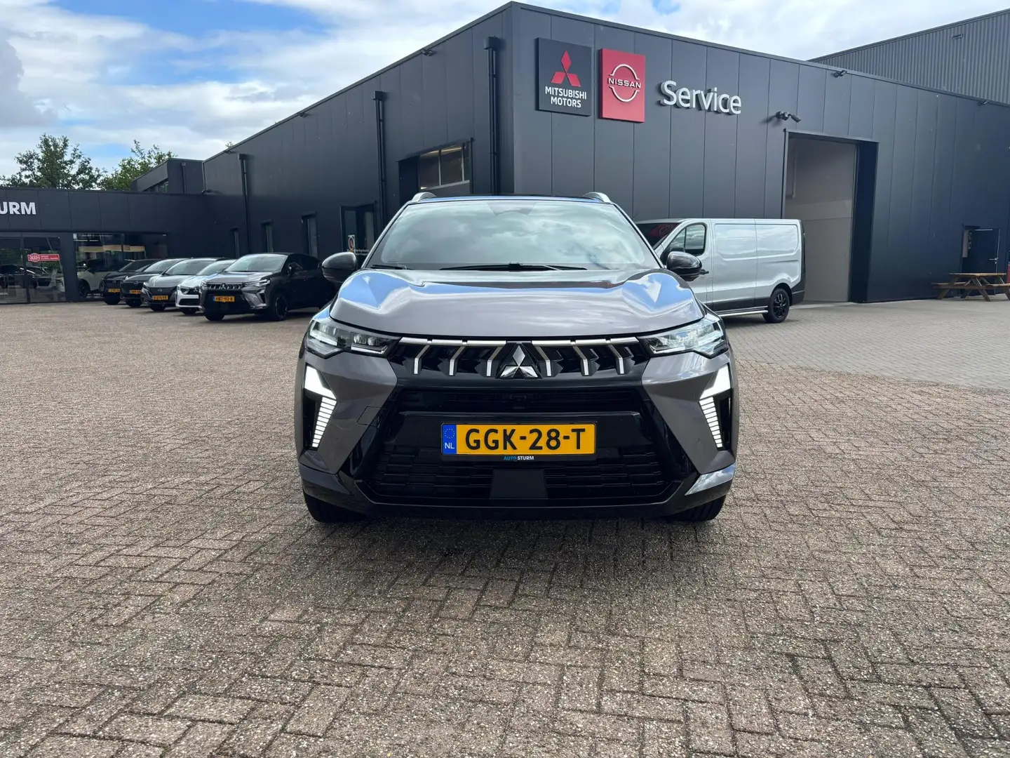 Mitsubishi ASX 1.6 HEV AT First Edition +Trekhaak elektrisch! *NI Grijs - 2