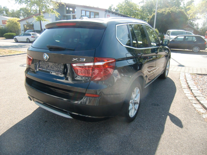 BMW X3 xDrive 20 d/Navigation/Pano/PDC/Sitzh./AHK — photo 8