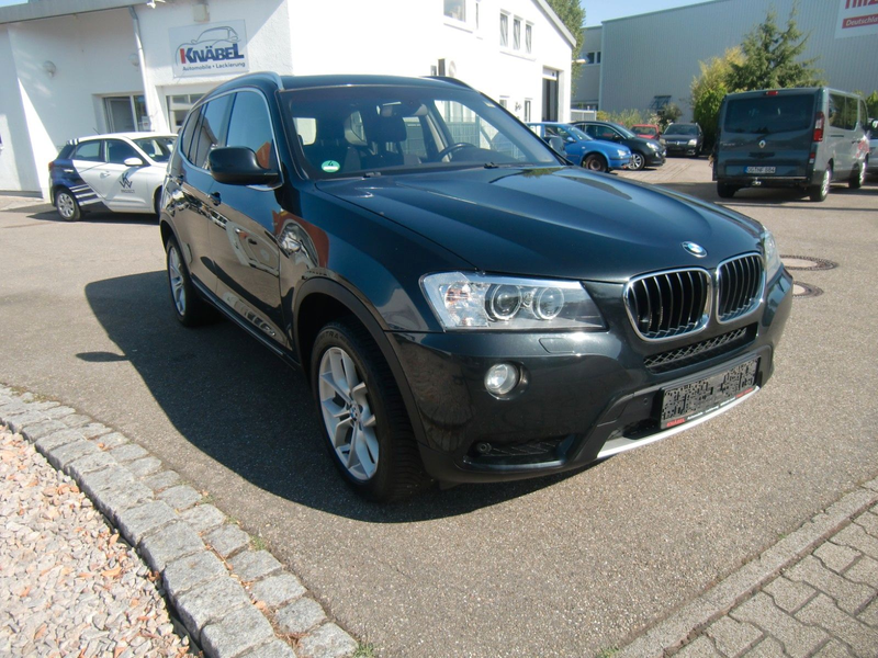 BMW X3 xDrive 20 d/Navigation/Pano/PDC/Sitzh./AHK — photo 2