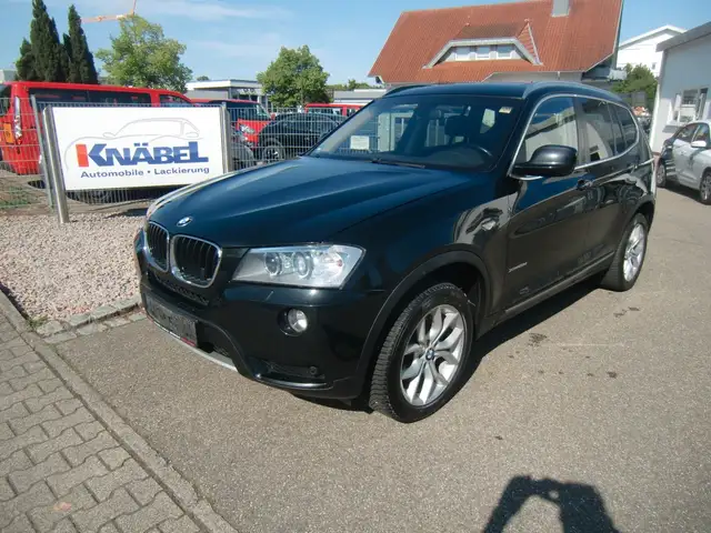 BMW X3 xDrive 20 d/Navigation/Pano/PDC/Sitzh./AHK