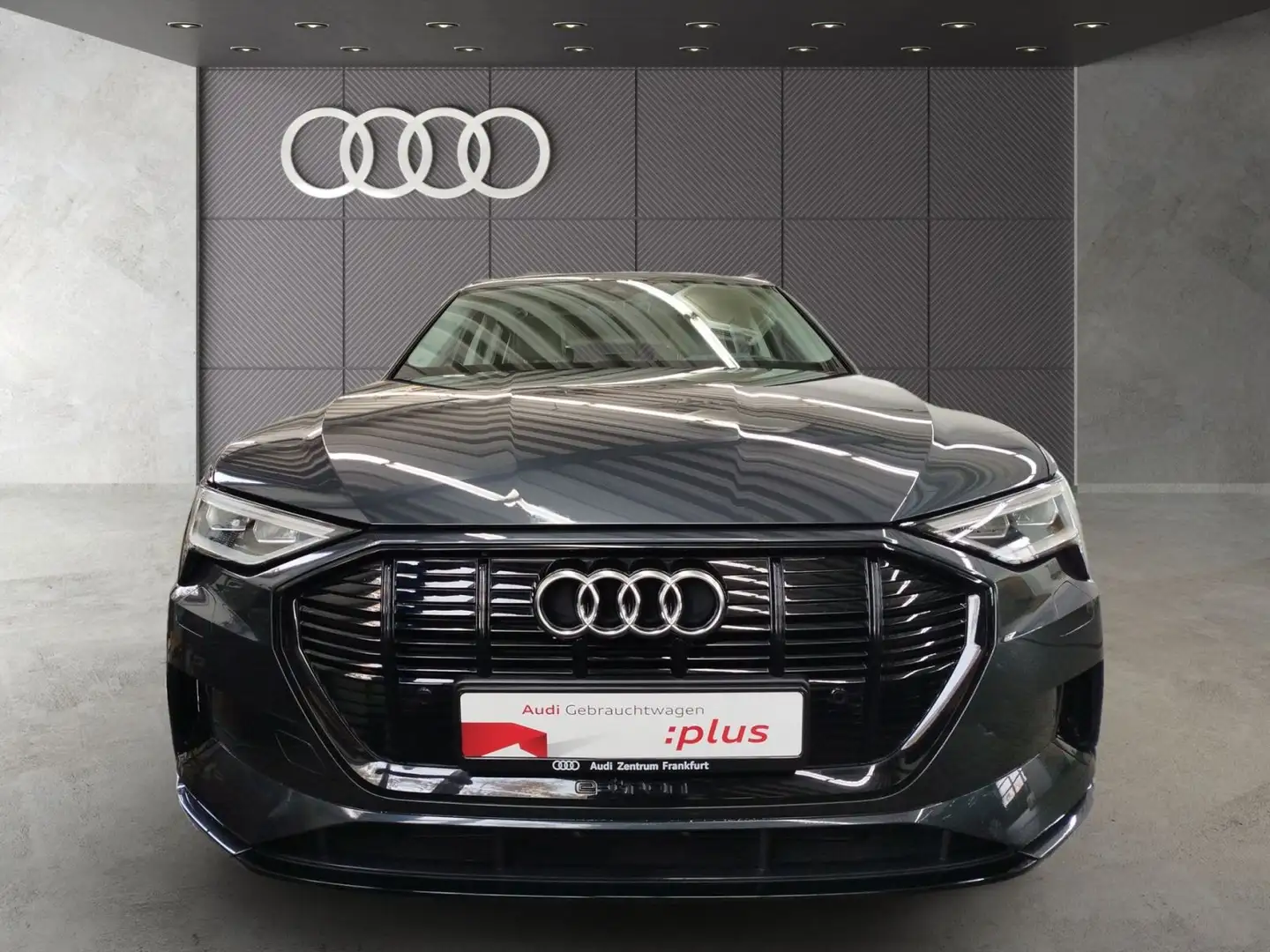Audi e-tron 55 quattro advanced MatrixLED Luft B&O Pa Grau - 2