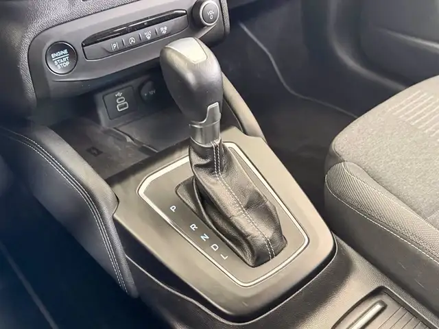 Ford Focus view 25