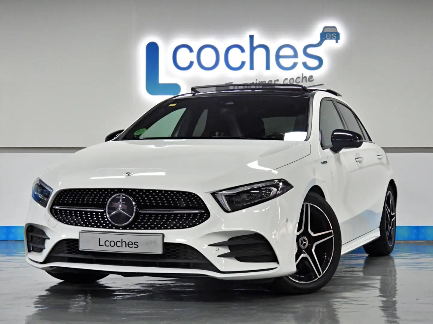 Mercedes-Benz A 220 7G-DCT Blanco - 1