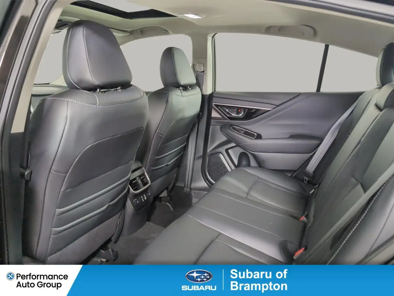 Subaru Legacy снимка Subaru Legacy
