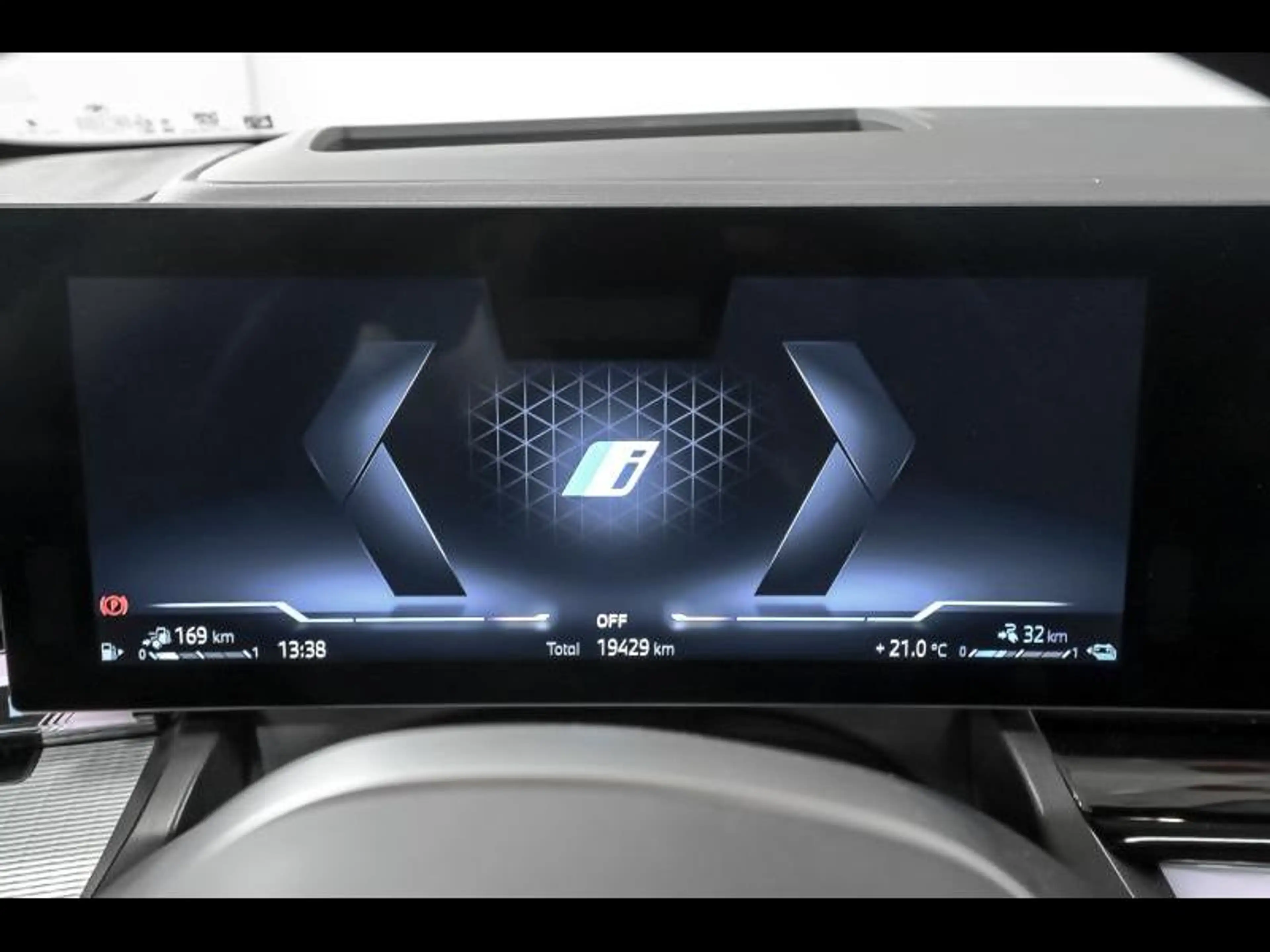 BMW 550 Touring — photo 10