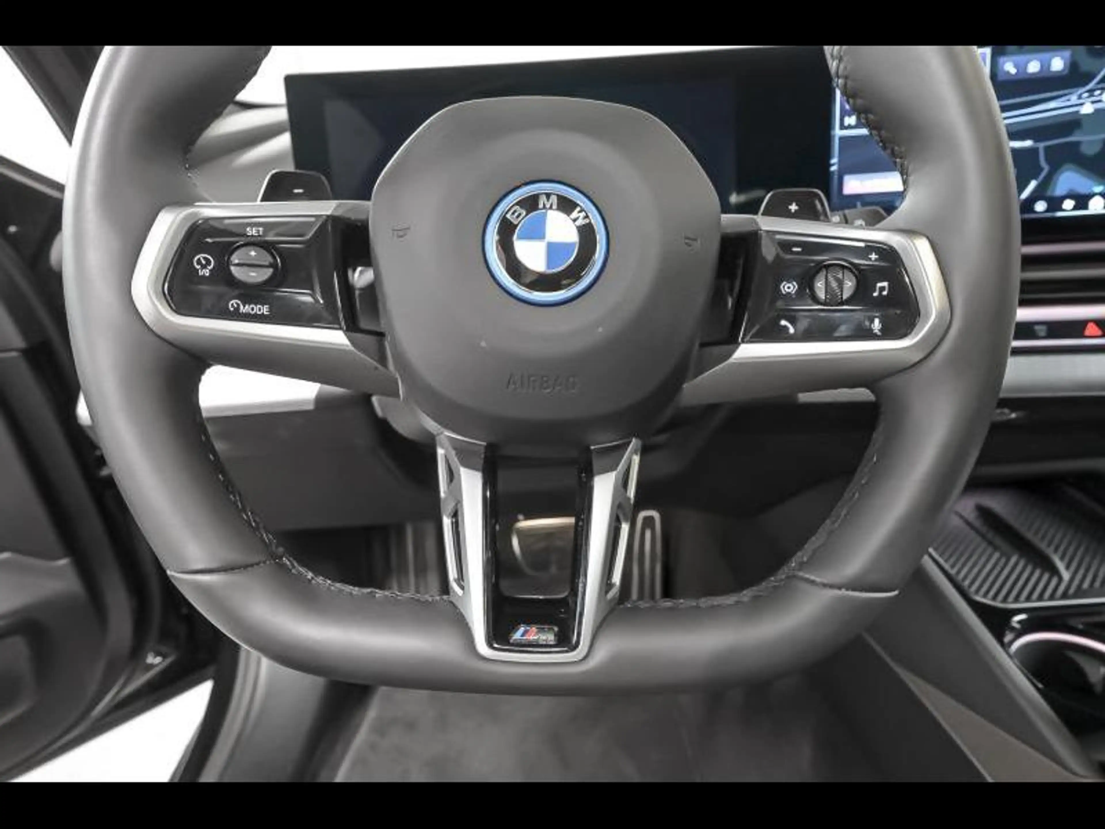 BMW 550 Touring — photo 9