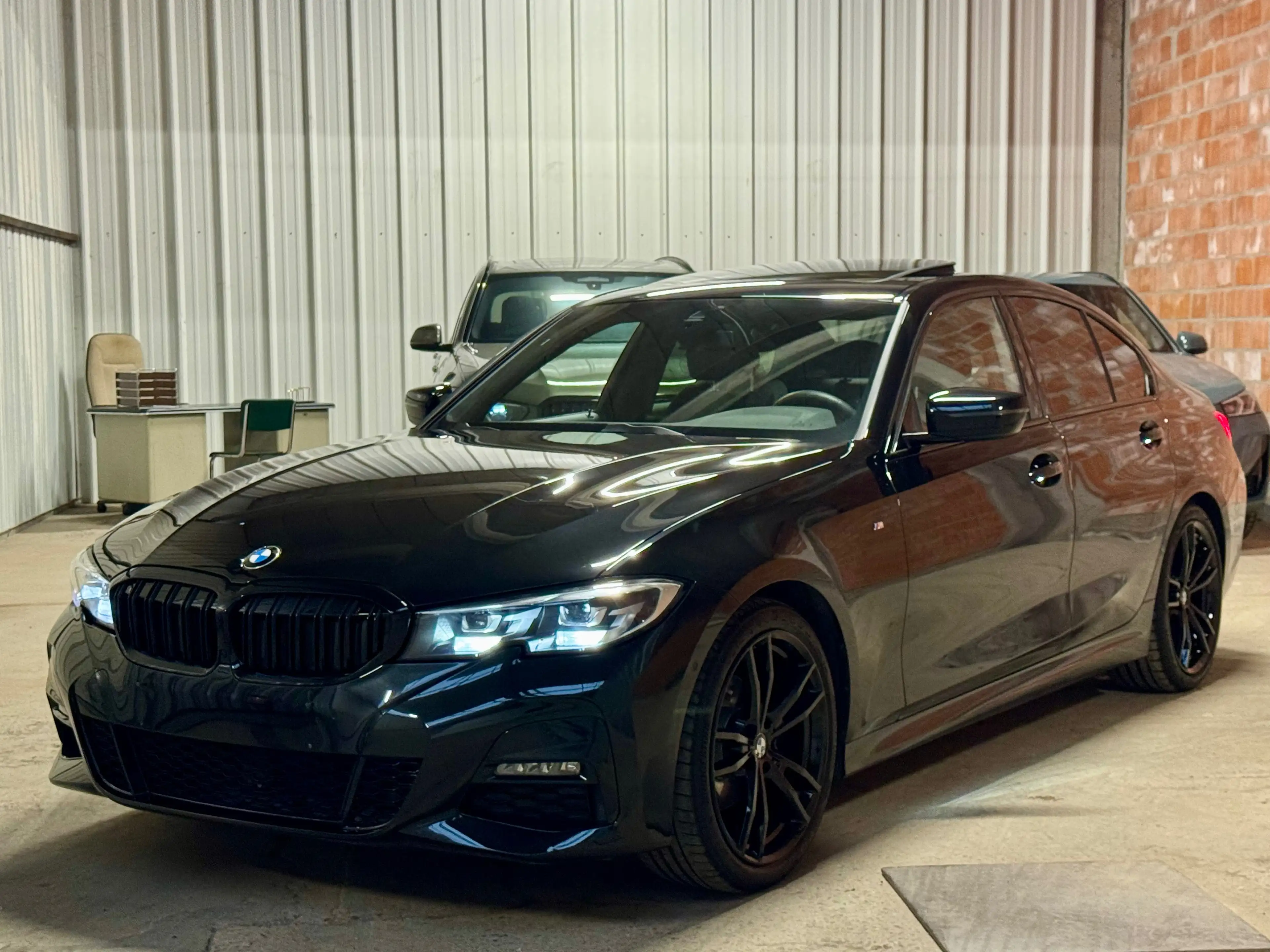 BMW 320 320iAS M Sport/Schuifdak/Harman Kardon/Elektrische Zetels/Keyless
