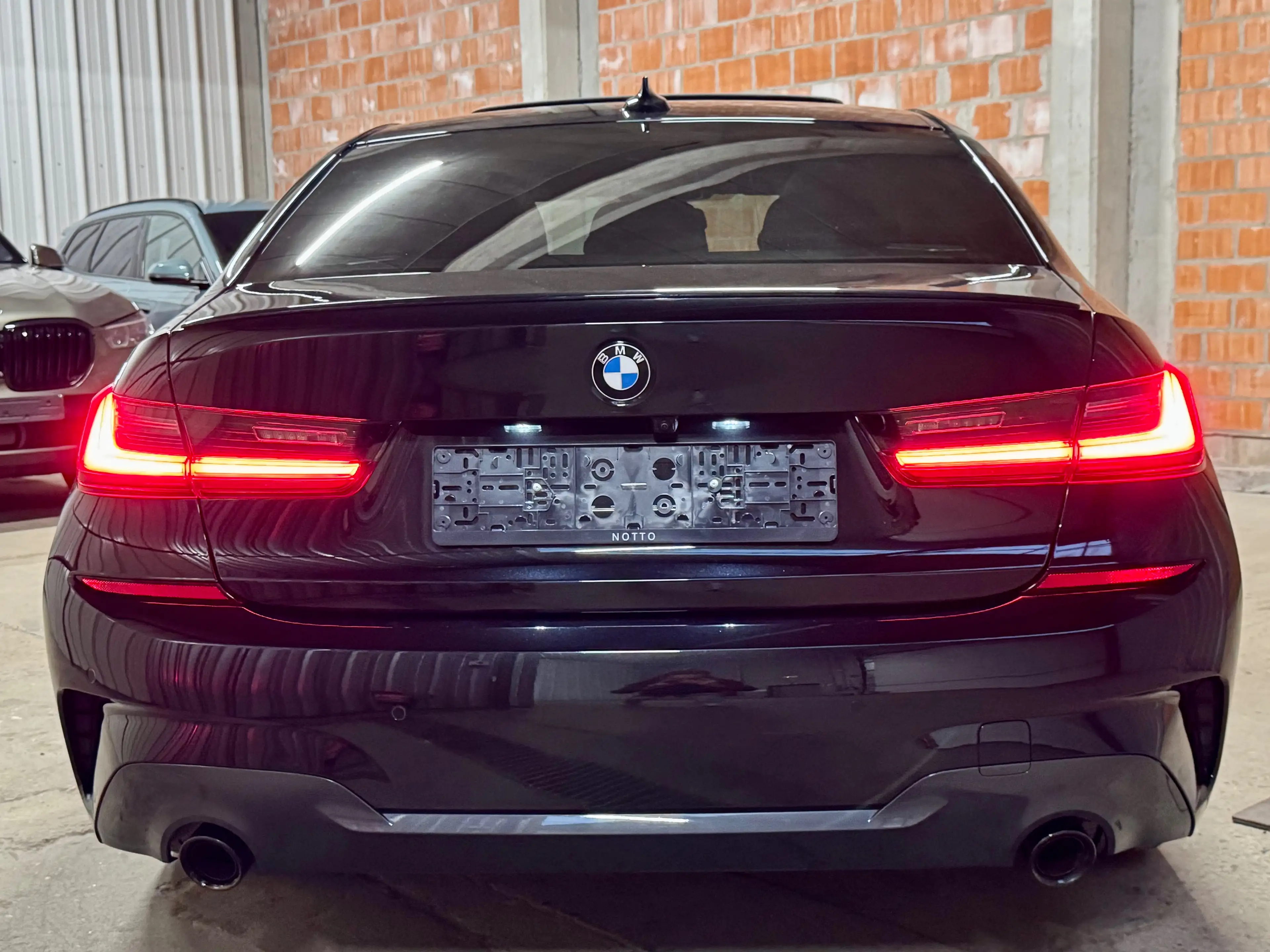 BMW 320 320iAS M Sport/Schuifdak/Harman Kardon/Elektrische Zetels/Keyless — photo 4