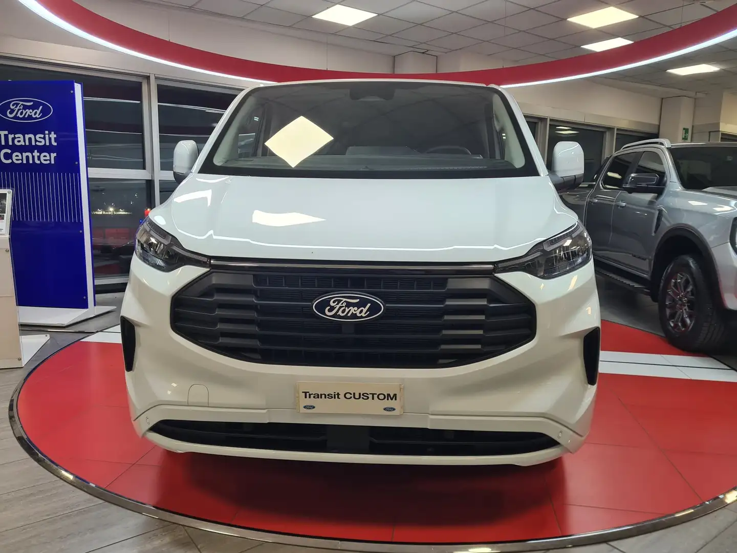 Ford Transit Custom Titanium 2.5 Plug-In Hybrid 233CV Bianco - 2
