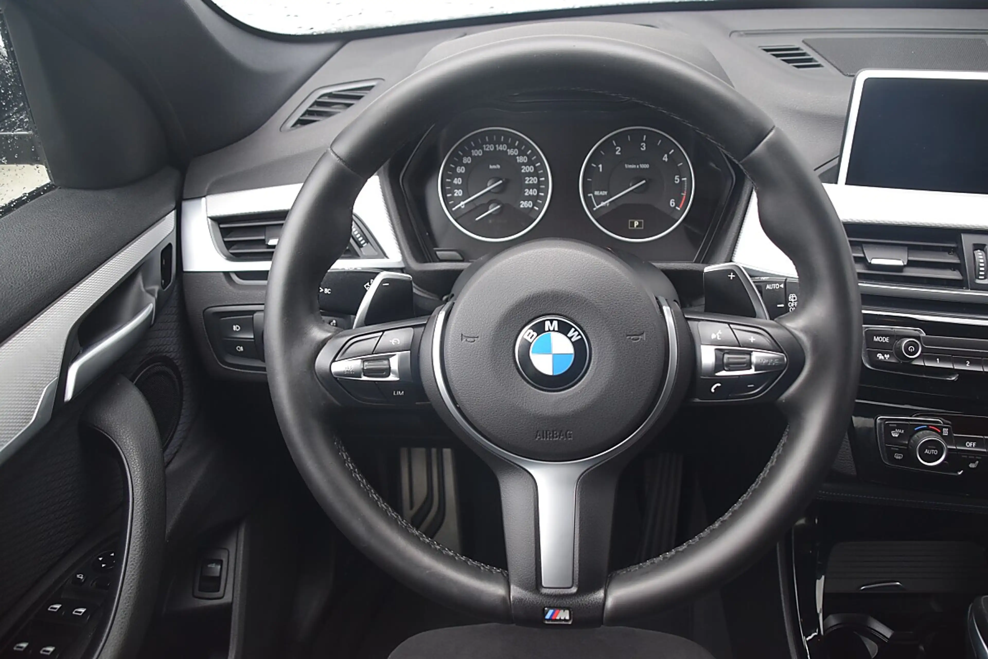 BMW X1 xDrive18d M Sport AHK/HEAD-UP/NAVI/RFK — photo 11