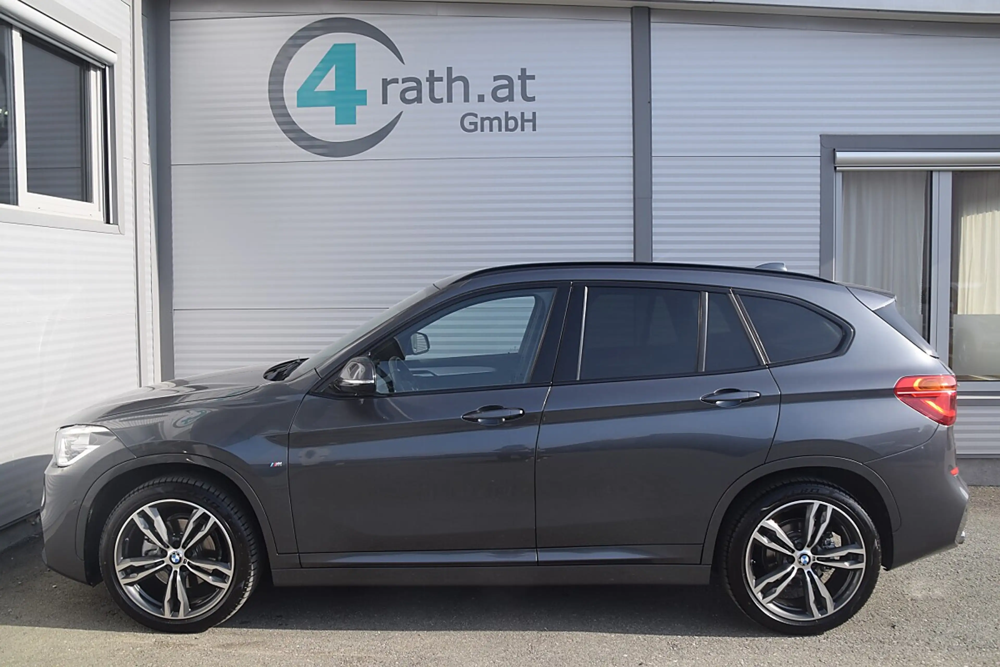 BMW X1 xDrive18d M Sport AHK/HEAD-UP/NAVI/RFK — photo 7