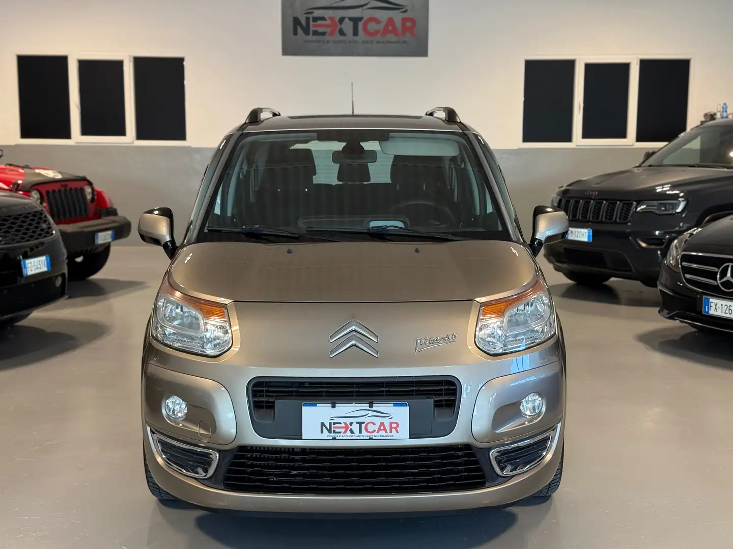 Citroen C3 Picasso 1.6 hdi Limited Bronzo - 2