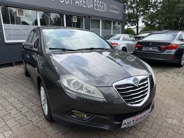 1.4 Turbo Gold Schwarz Alcantara Navi Top Gepflegt