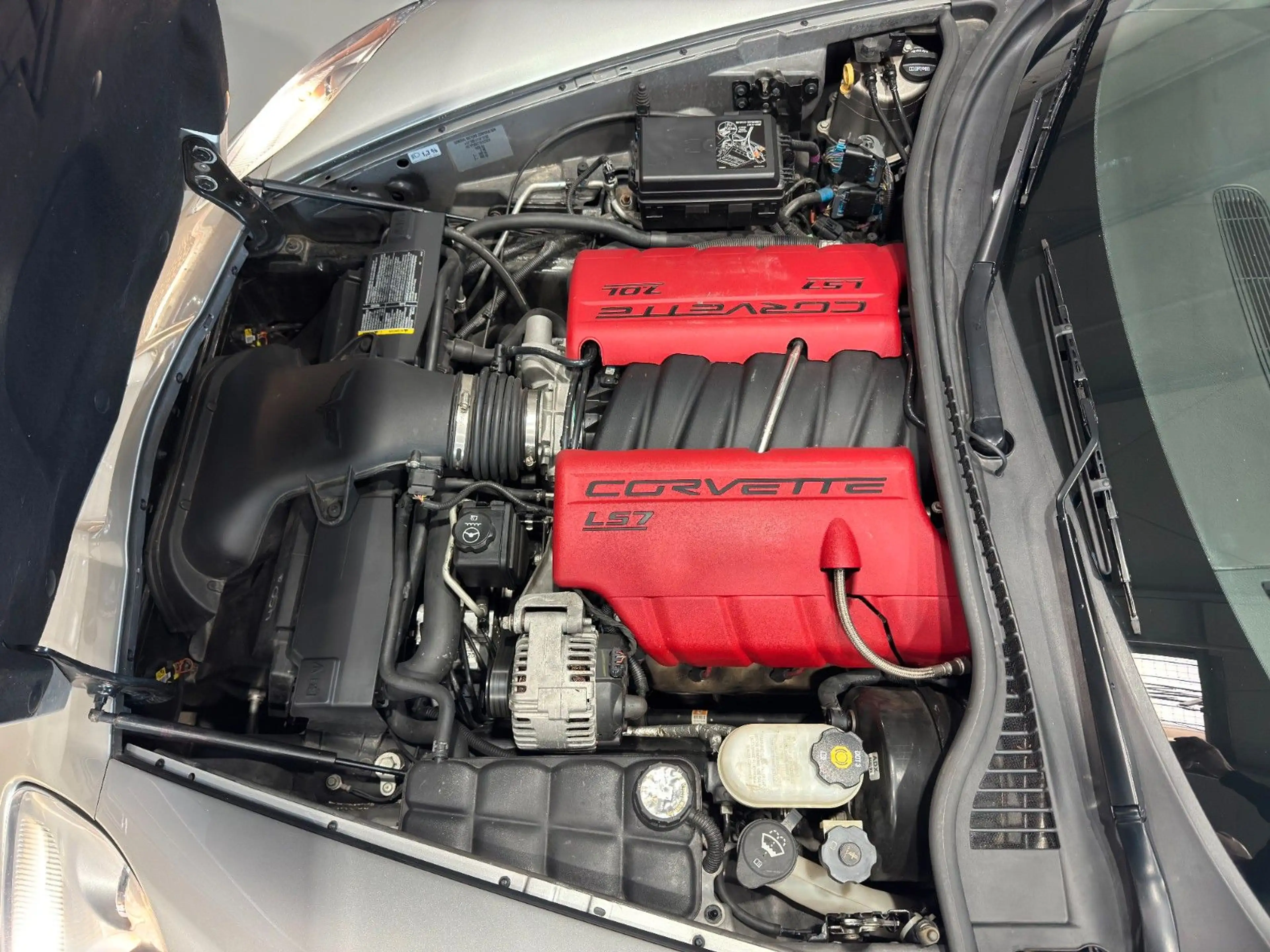 Corvette Z06 /V8/Coupé/HUD/SHZ/NAVI/VERBREITET/TITAN VENT — photo 6