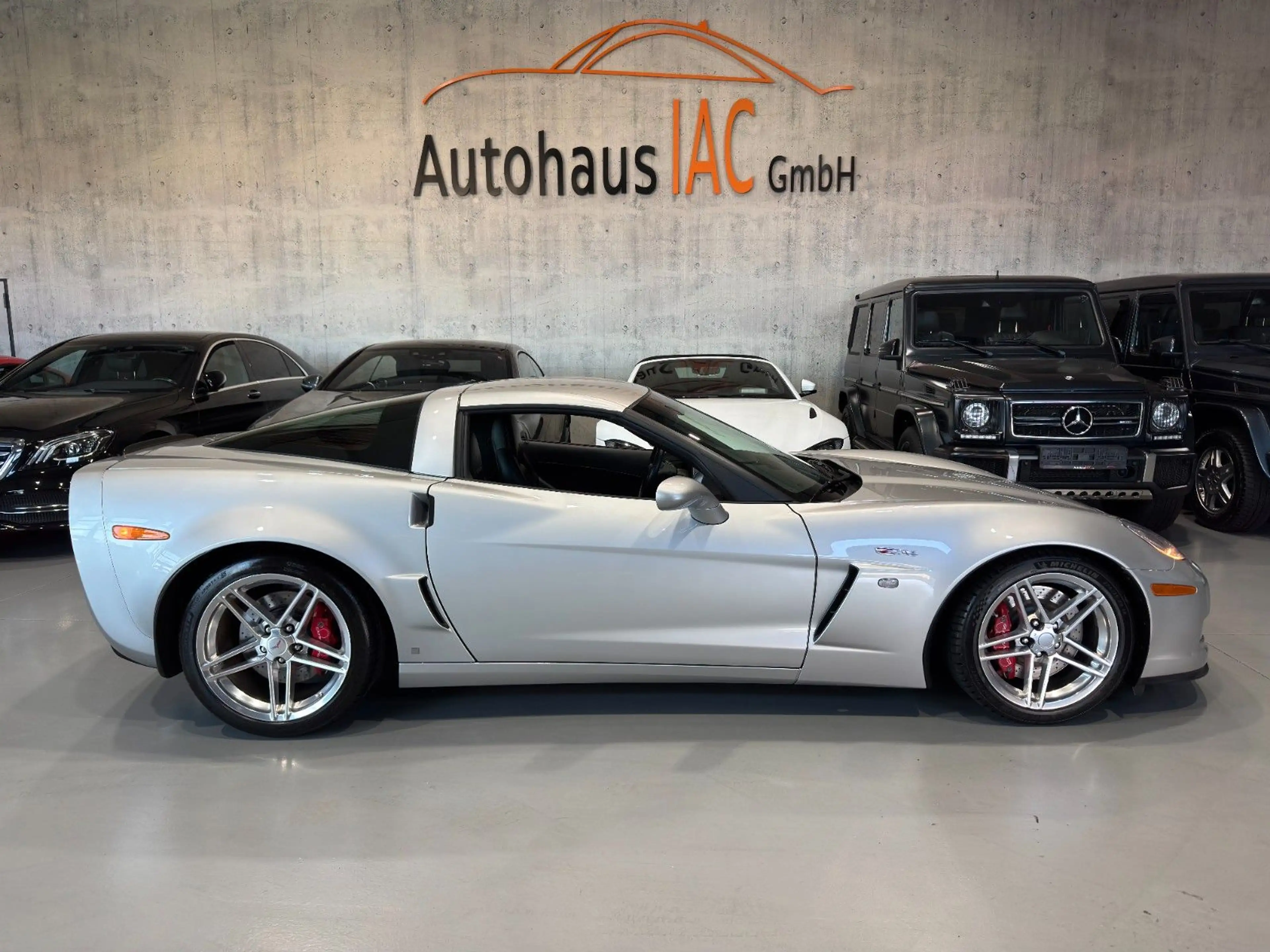 Corvette Z06 /V8/Coupé/HUD/SHZ/NAVI/VERBREITET/TITAN VENT — photo 8